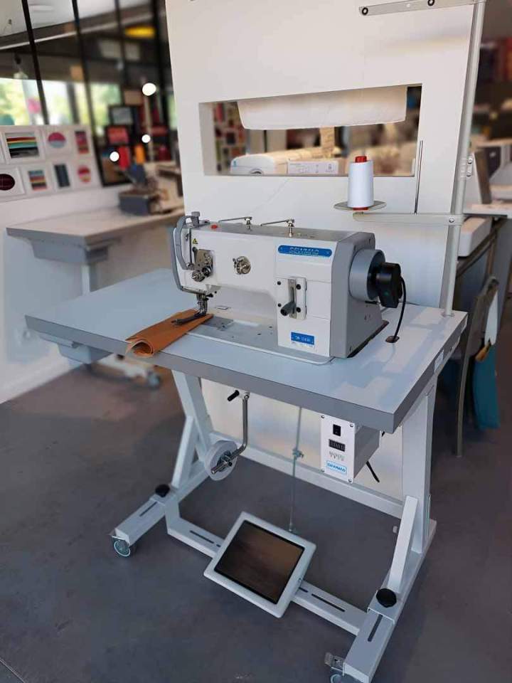 Brodeuse professionnelle Marly