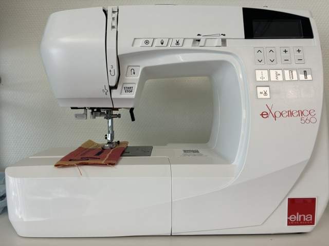 Machine à coudre Elna 1